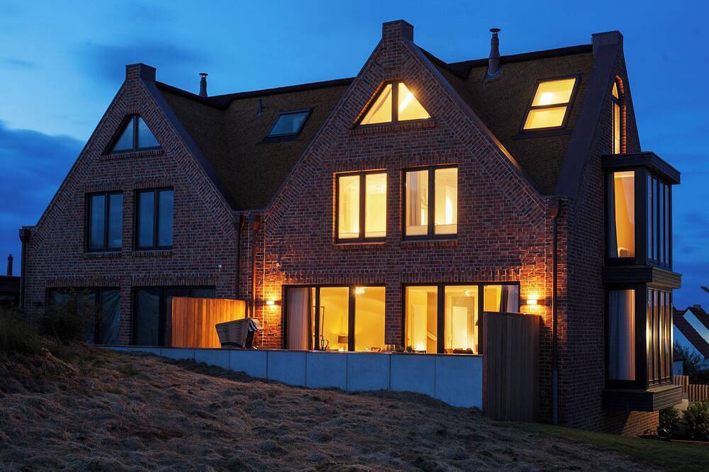 Exklusives Reetdachhaus am Strandaufgang – Luxus & Komfort für bis zu 8 Personen in Juist
