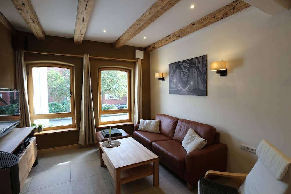 2017 ökologisch saniertes, hochwertig eingerichtetes Ferienhaus mit Hof. in Lüneburg, Nordheide