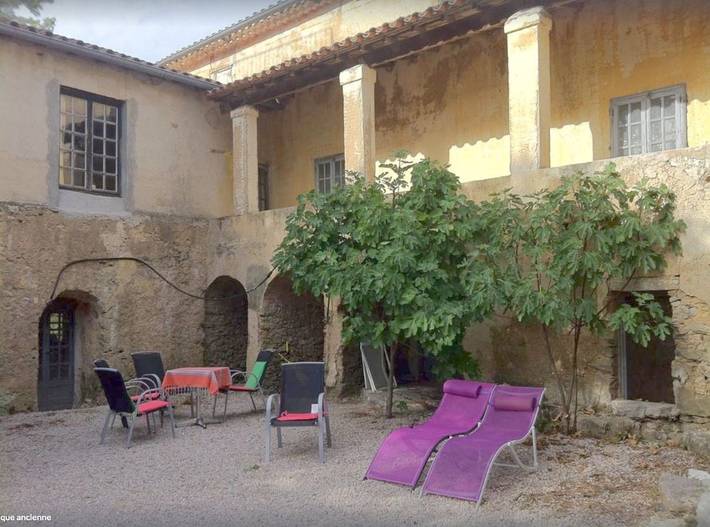 Location de vacances pour 8 personnes, avec vue et jardin à Saint-Laurent-le-Minier - 2