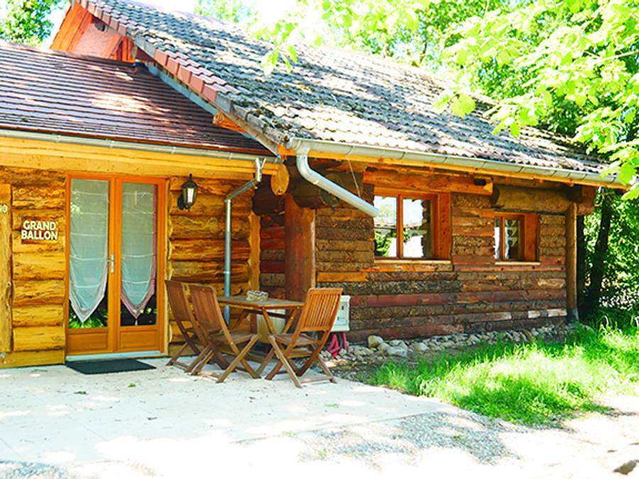 Camping Les Castors - Chalet 5 persons - Log cabin Small 5 pers in Burnhaupt-le-Haut, Thann region