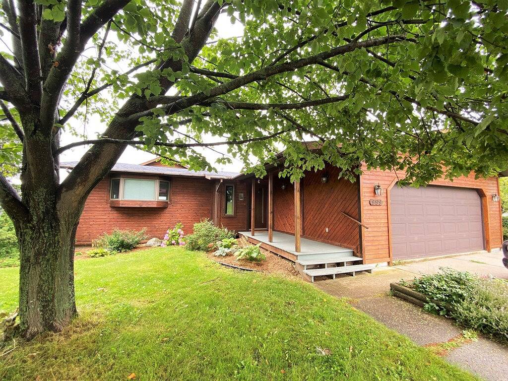 Lake Huron Oasis in der U. P in St. Ignace, Mackinac County