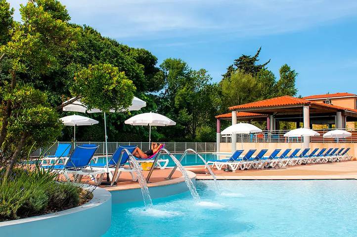 Gîte pour 2 personnes, avec sauna ainsi que piscine et terrasse à Mandelieu-la-Napoule - 2