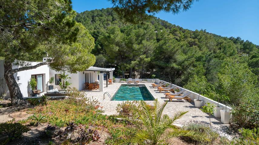 Villa for 8 people, with Garden in Cala Tarida
