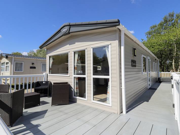 Caravan for 6 people, with Garden in East Midlands