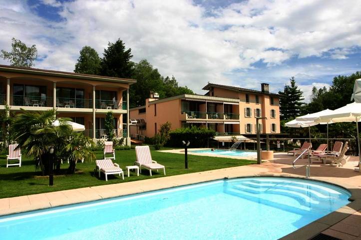 Hotel für 2 Personen, mit Terrasse und Whirlpool sowie Garten und Pool in Cademario