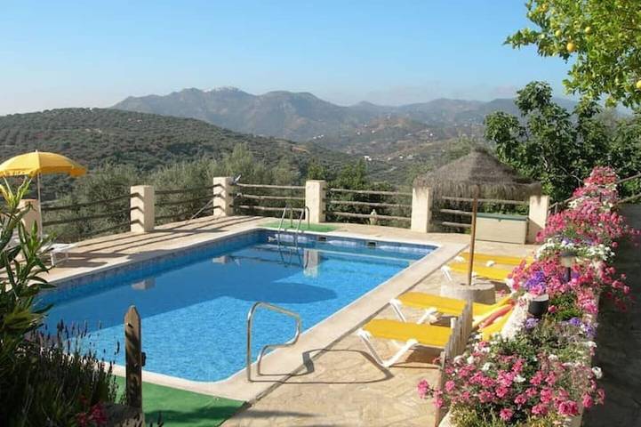 Villa pour 5 personnes, avec jardin et balcon, animaux acceptés - 1