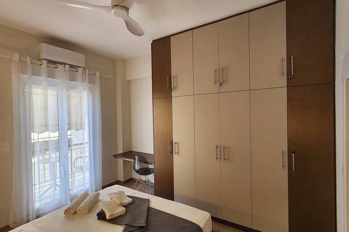 Entire apartment, Smile in the Center of Athens (breakfast optional) in Central Section of Athens, Athens