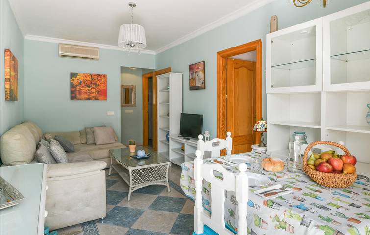 Appartement de vacances entier, Appartement en bord de mer avec climatisation et parking in La Carihuela, Torremolinos