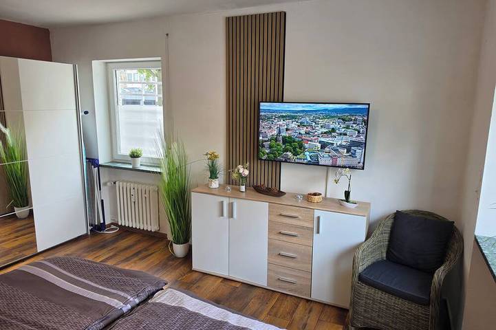 Ganze Wohnung, Exklusives und helles Erdgeschoss-Apartment im Zentrum in Wesertor, Kassel