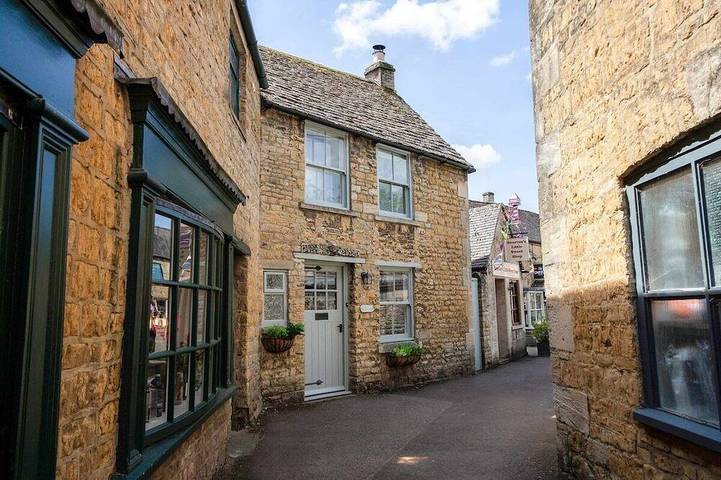 Cottage for 6 people, with garden, with pets in Bourton-on-the-Water