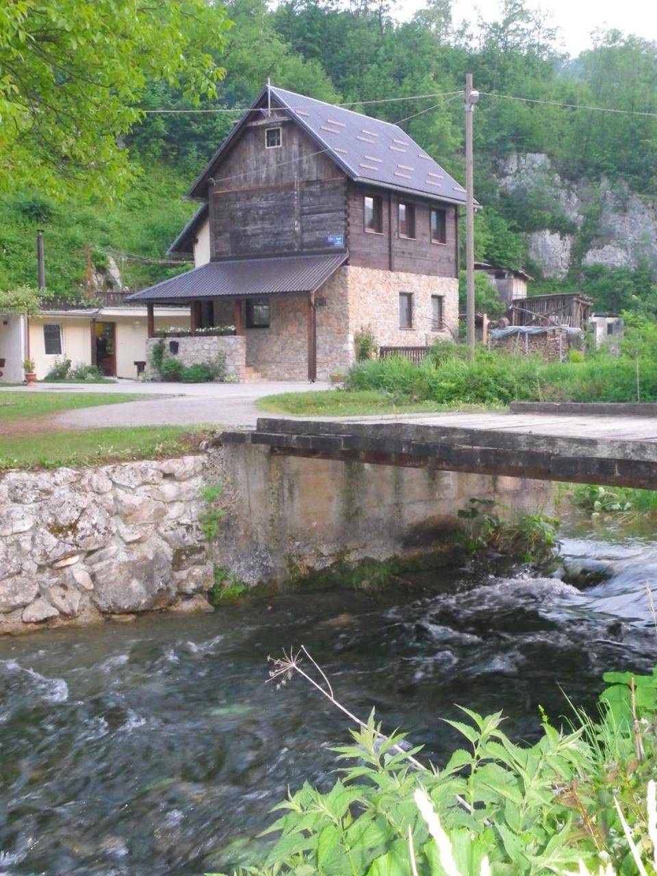 Geheel appartement, House Marijan in Smoljanac, Plitvicemeren