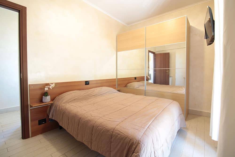 Entire apartment, Villetta di Lago Albano in Castel Gandolfo, Parco Regionale dei Castelli Romani
