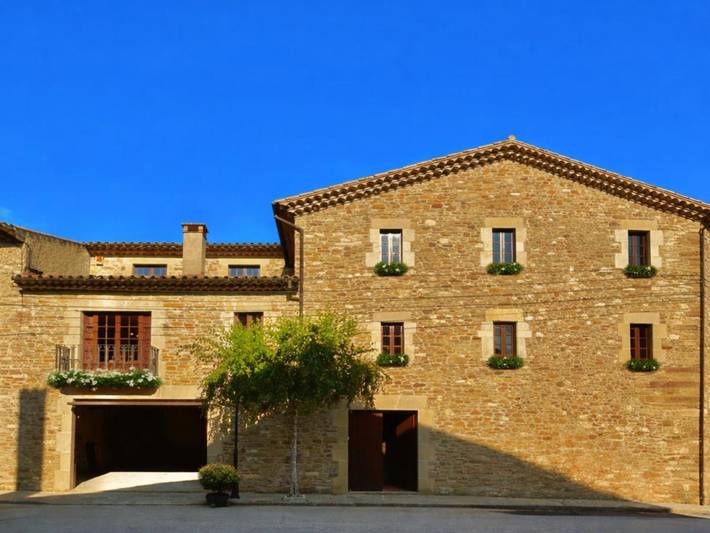 Casa de vacaciones para 15 personas, con vistas además de jardín y piscina - 1
