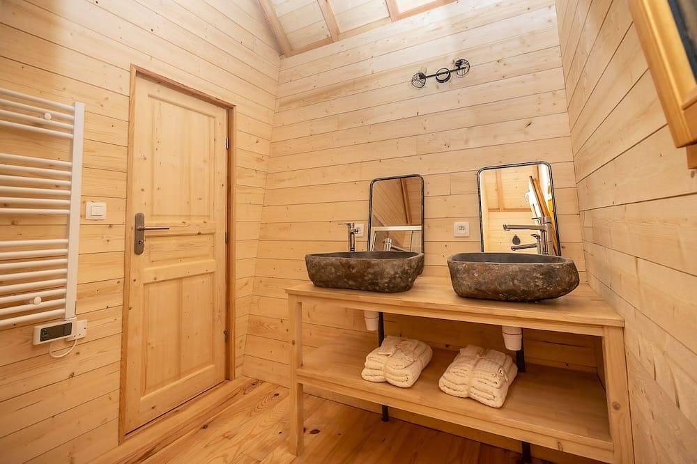 Cabin located in a natural environment, located between sea and mountain. in Hasparren, Bayonne region