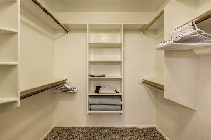 Vacation rental for 6 people, with balcony and yard as well as hot tub and pool, with pets in Oro Valley