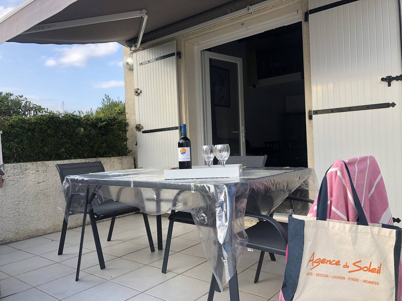 Saint-Cyprien : Villa T2 Mezzanine 4/5 Pers, Moderne, Plage à 500m, Parking Privé, Animaux Ok in Saint-Cyprien, Côte d'Améthyste