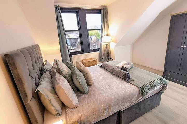 Ganze Wohnung, Two Bedroom Lovely Apartment in Greenock in Inverclyde