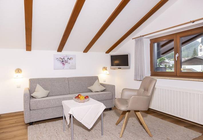 Gîte pour 4 personnes, avec sauna ainsi que balcon et jardin, adapté aux familles à Riezlern - 4