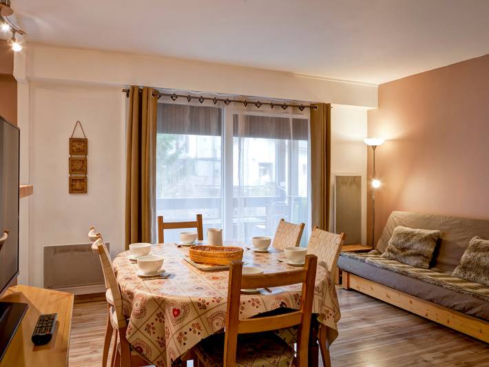 Location de vacances pour 6 personnes, avec terrasse, animaux acceptés à Brides-les-Bains