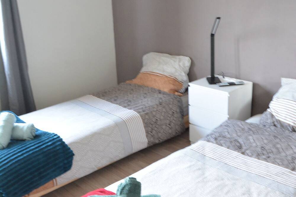 Apartamento entero, Modular apartment in Lannemezan, Altos Pirineos