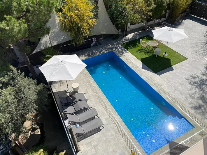 Casa de vacaciones para 6 personas, con piscina además de vistas y jardín - 1