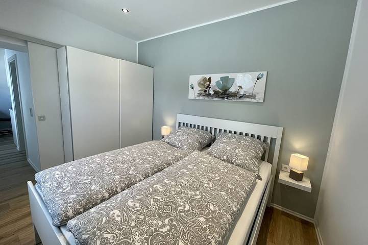 Ferienwohnung für 2 Personen, mit Terrasse und Garten - 1