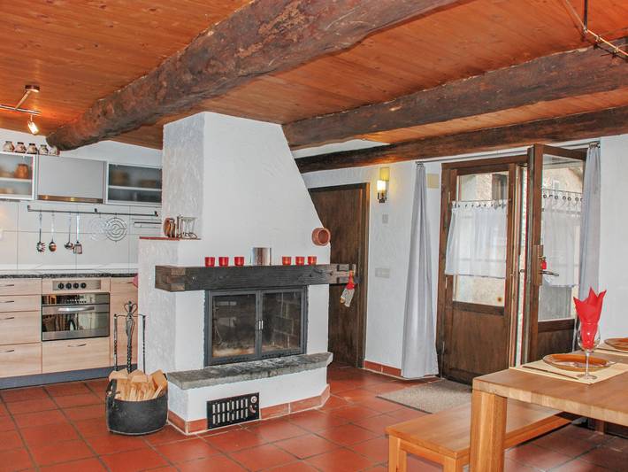 Ferienhaus für 4 Personen, mit Ausblick und Terrasse sowie Garten, mit Haustier in der Schweiz - 3