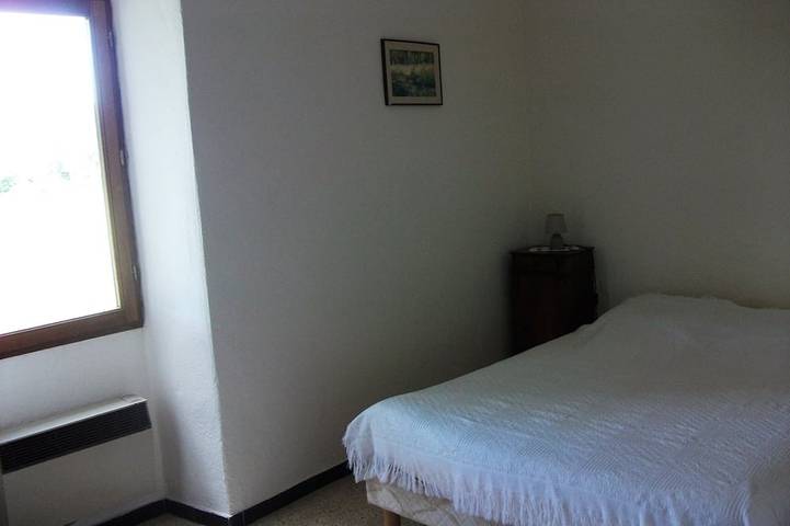 Gîte pour 4 personnes, avec jardin et terrasse à Rosières (Ardèche) - 2