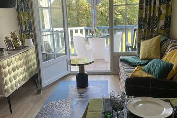 Gîte pour 4 personnes, avec balcon ainsi que piscine et jardin à Argentat