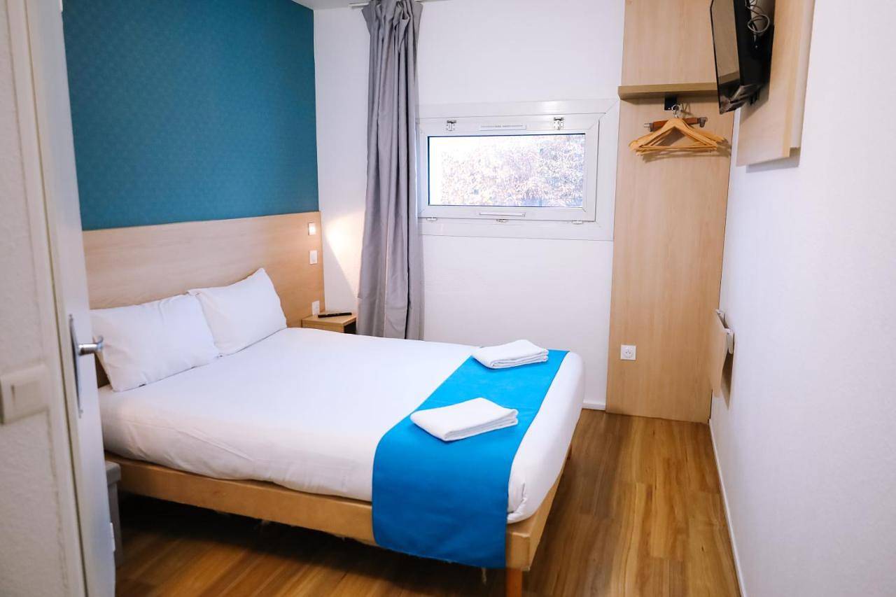 Double Room in Chilly-Mazarin, Essonne