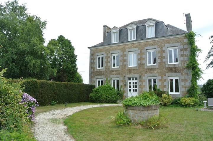 Location de vacances pour 8 personnes, avec Terrasse et Jardin à Landelles-et-Coupigny