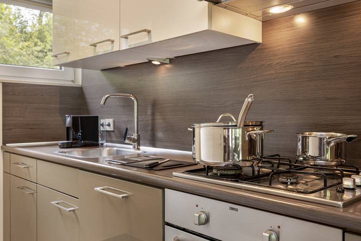 Bungalow für 4 Personen, mit Balkon/Terrasse und Terrasse sowie Sauna in Schweich an der Römischen Weinstraße - 4