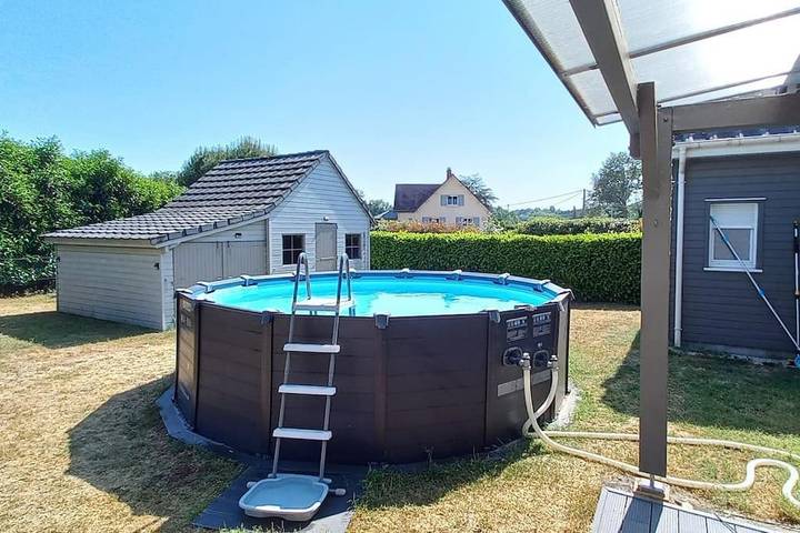 Location de vacances pour 10 personnes, avec jardin et piscine à Champagné (Sarthe) - 2