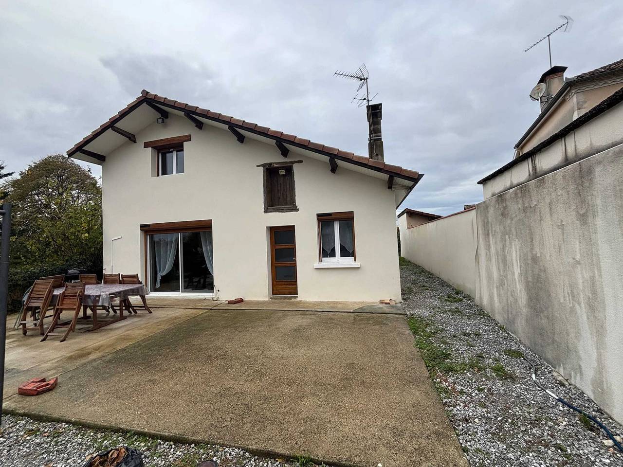 Casa espaciosa en Banos con jardín cercado in Banos, Landes