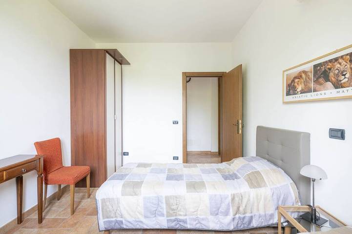 Spacious "Le Vitterelle" Apartment in the Heart of the Terre dei Castelli in Zocca, Modena Province