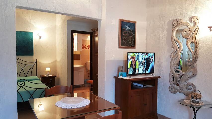 Ferienwohnung für 2 Personen, mit Balkon/Terrasse in Funtana - 4