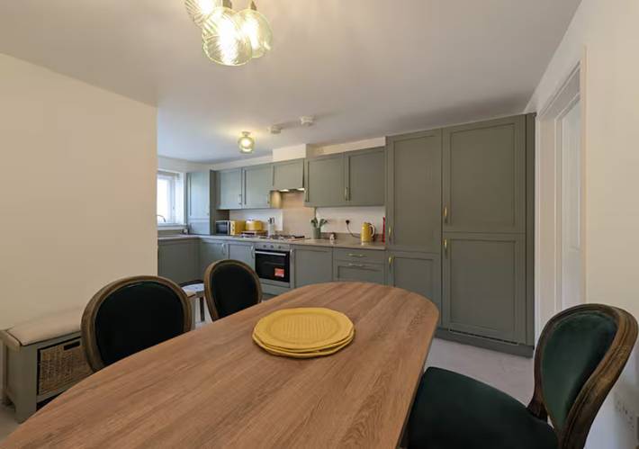 3-Bed Home | Sleeps 5 | Free Parking | Newcastle - Pass the Keys in Newcastle upon Tyne, Tyne y Wear