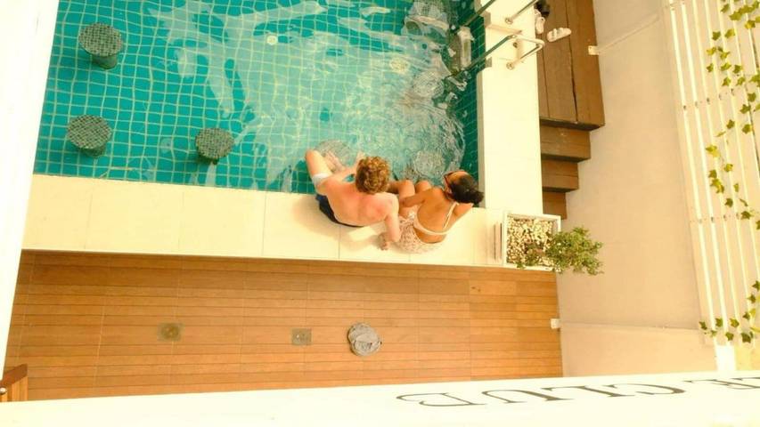 Ferienwohnung für 2 Personen, mit Terrasse und Whirlpool sowie Pool - 1