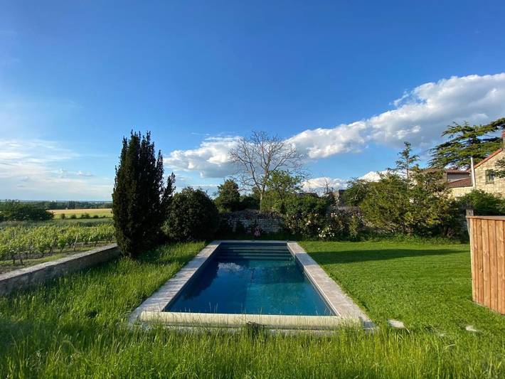 Location de vacances pour 10 personnes, avec jardin ainsi que vue et piscine à Berrie - 4