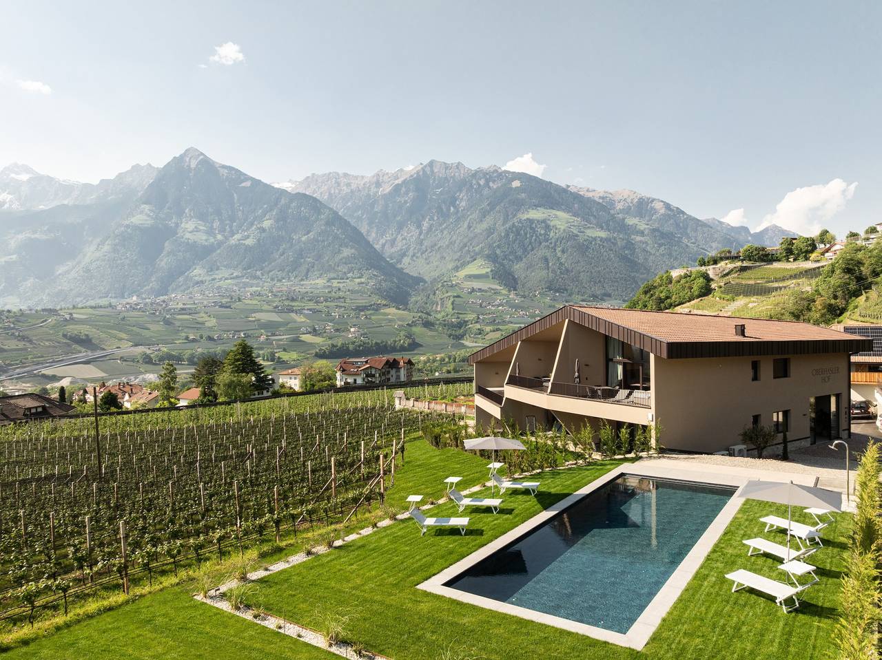 Ganze Wohnung, Apartment 'Oberhaslerhof Floralis' mit Bergblick, Wlan und Klimaanlage in Schenna, Sarntaler Alpen