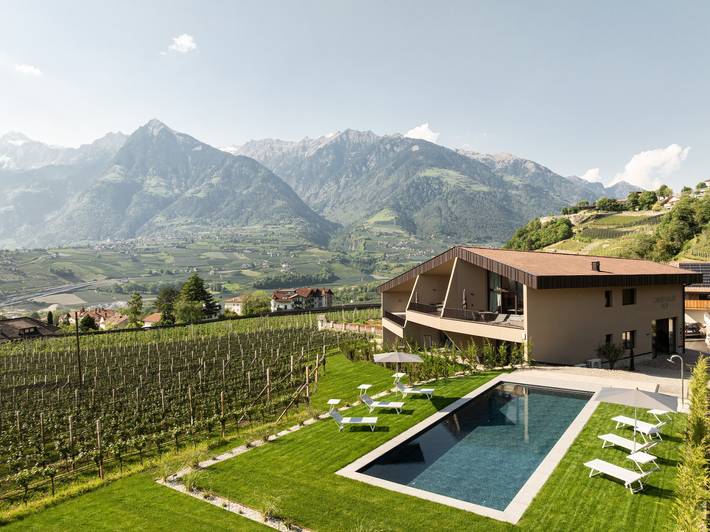 Gîte pour 4 personnes, avec jardin ainsi que balcon et jacuzzi, animaux acceptés à Scena - 3