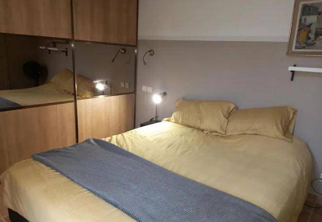 Chambre d’hôte pour 2 personnes, avec piscine ainsi que vue et terrasse à Saint-Raphaël - 4