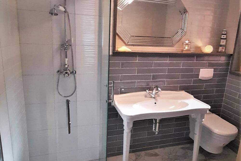 Ganze Wohnung, Ferienwohnung mit großer Küche und Garten - Kutscherhaus Werdau in Werdau, Chemnitz und Umgebung
