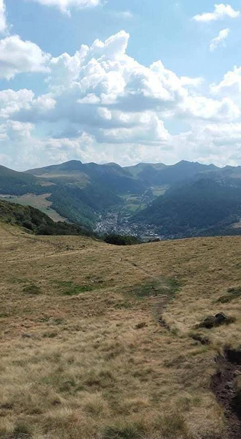 Gîte pour 6 personnes, avec vue et balcon dans La Banne d'Ordanche - 3