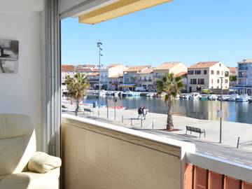 Studio pour 2 personnes, avec balcon dans l' Hérault
