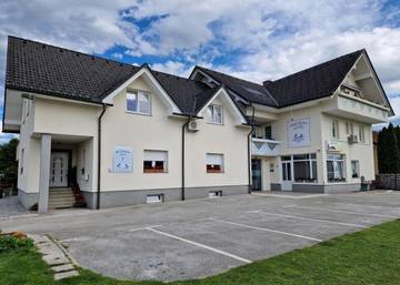 Cottage pour 2 personnes, avec jacuzzi ainsi que jardin et sauna à Kranj