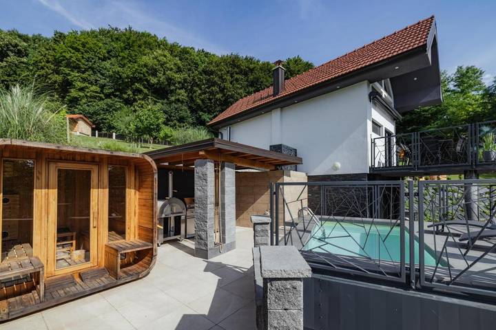 Villa mit pool für 6 Personen, mit Pool und Sauna sowie Garten und Ausblick, mit Haustier in Slowenien - 3