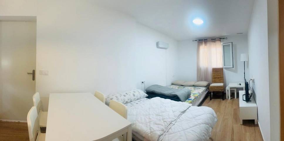 Apartamento de vacaciones para 5 personas, con balcón - 1