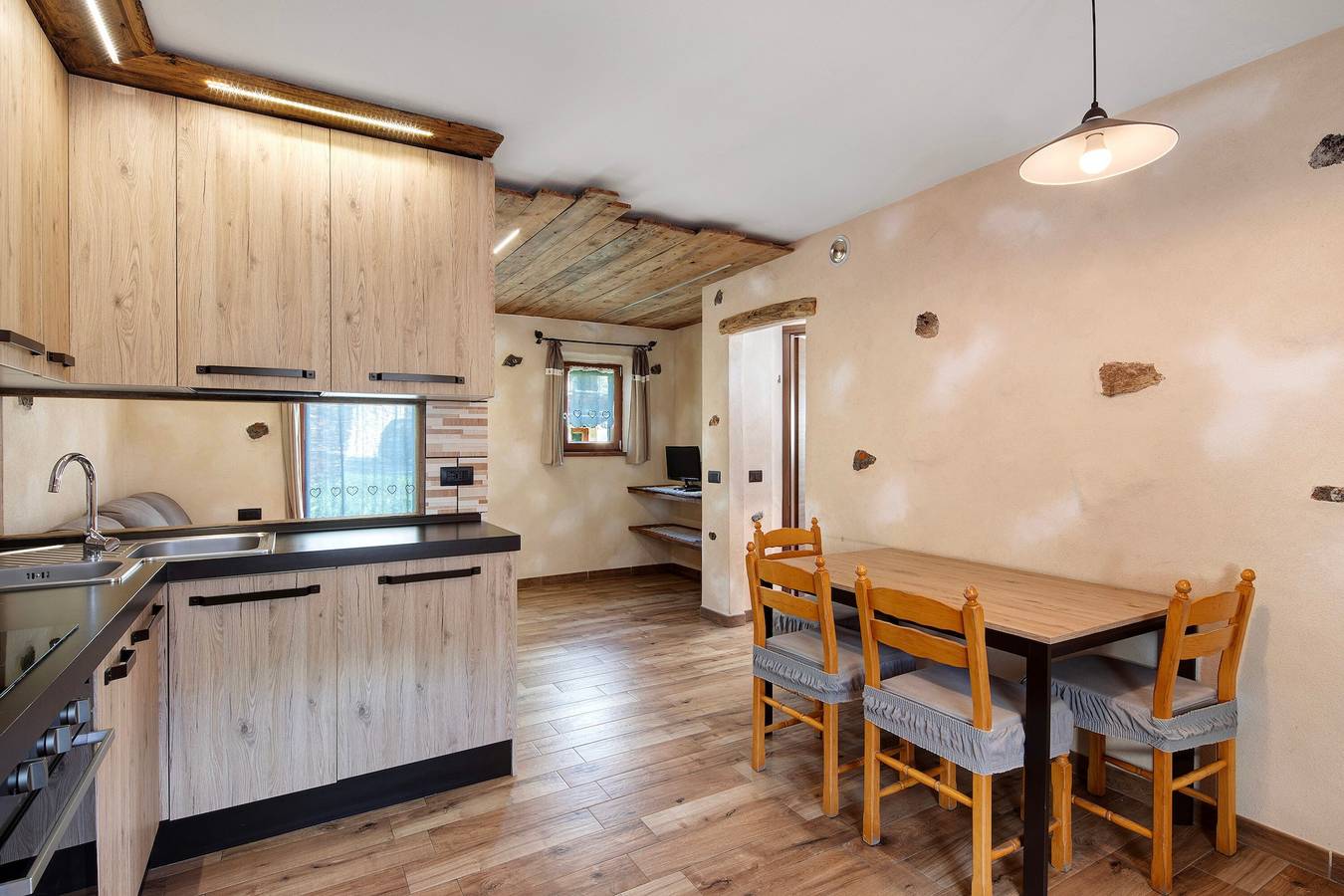 Ganze Wohnung, Ferienwohnung 'Sole Tra Le Cime - Trepalle' mit Bergblick, Privatem Garten und Wi-Fi in Livigno, Nationalpark Stilfser Joch