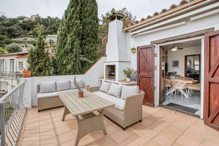 Ferienhaus 'Mathilda' mit Meerblick, Wi-Fi und Klimaanlage in Cabanyes, Calonge